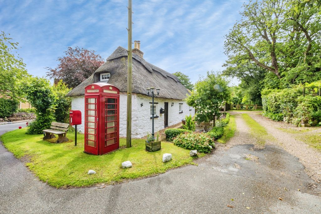 Property photo 1 of 25