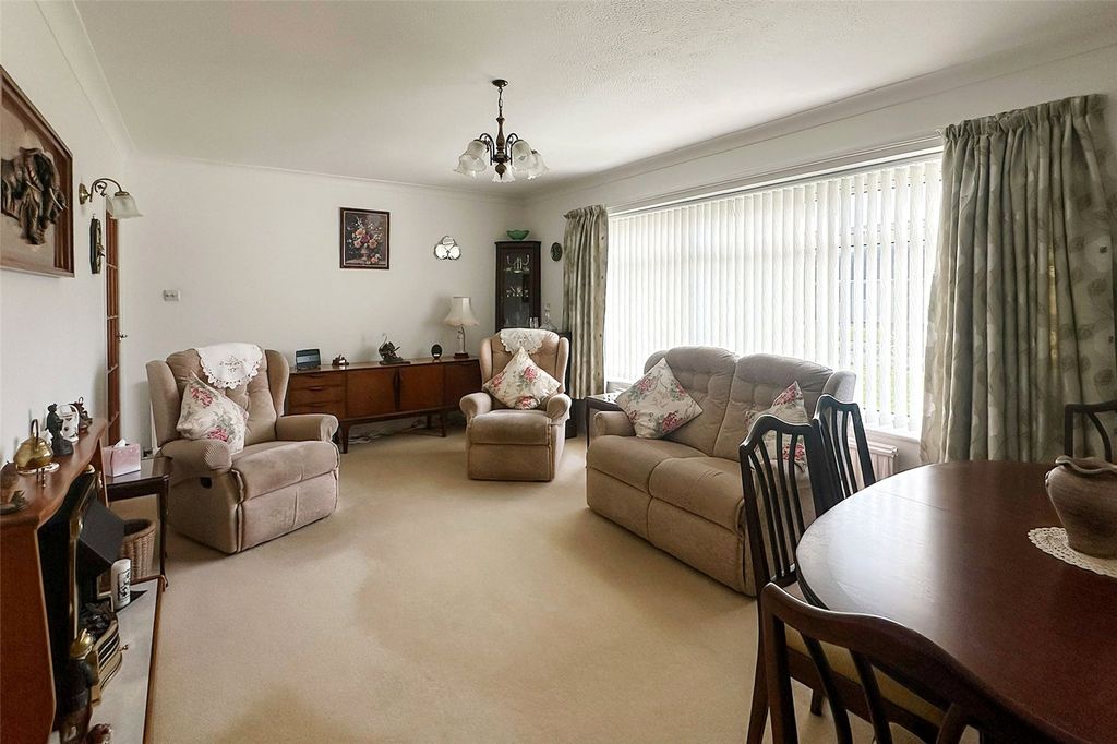 Property photo 3 of 17 Picture No. 03