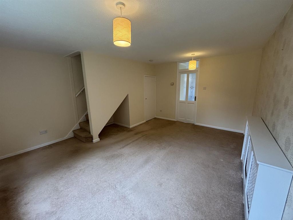 Property photo 2 of 18 Thumbnail_Img_2554.Jpg