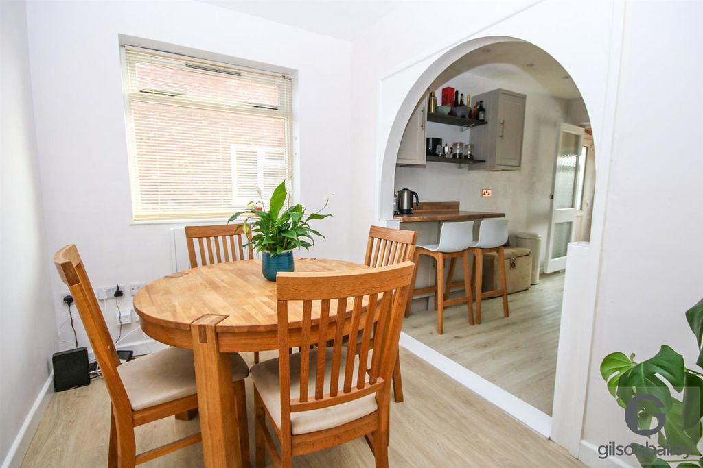 Property photo 2 of 12 Img_6046-2.Jpg