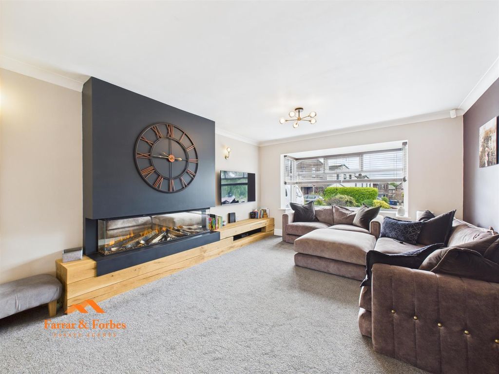 Property photo 3 of 32 Cam03956G0-Pr0133-Still003.Jpg