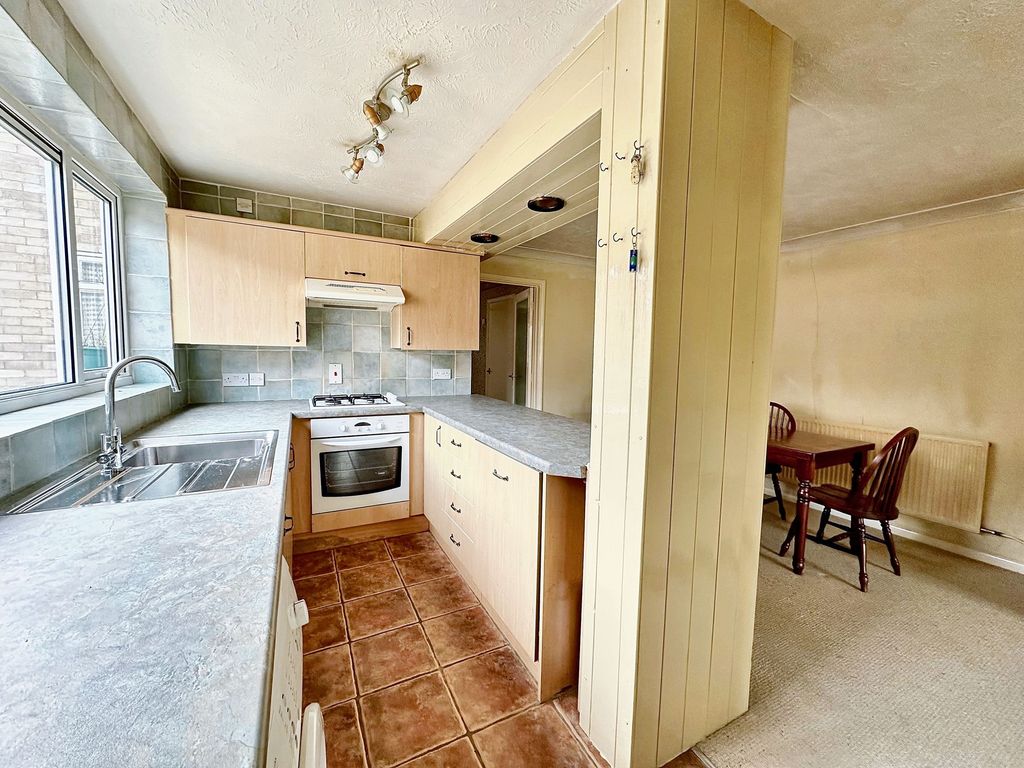Property photo 2 of 14