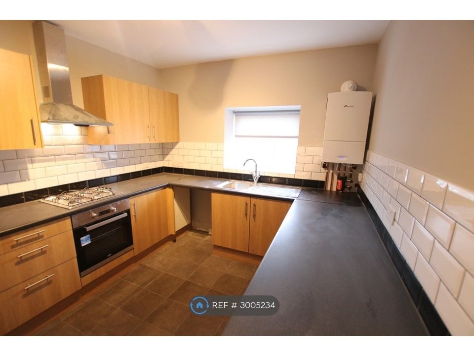 Property photo 2 of 6