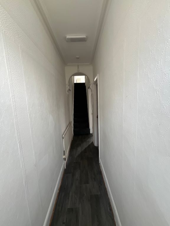 Property photo 3 of 32