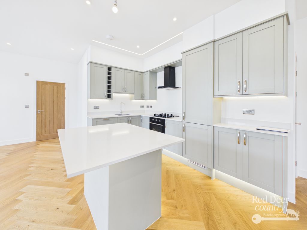 Property photo 1 of 13 Kitchen