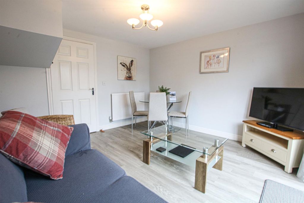 Property photo 3 of 13 Img_3866 Lvg.Jpg