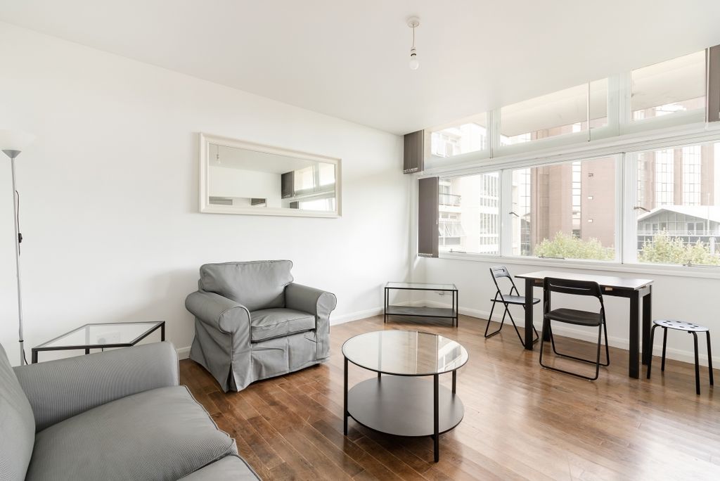 Property photo 3 of 15 Metro-Central-Hei...