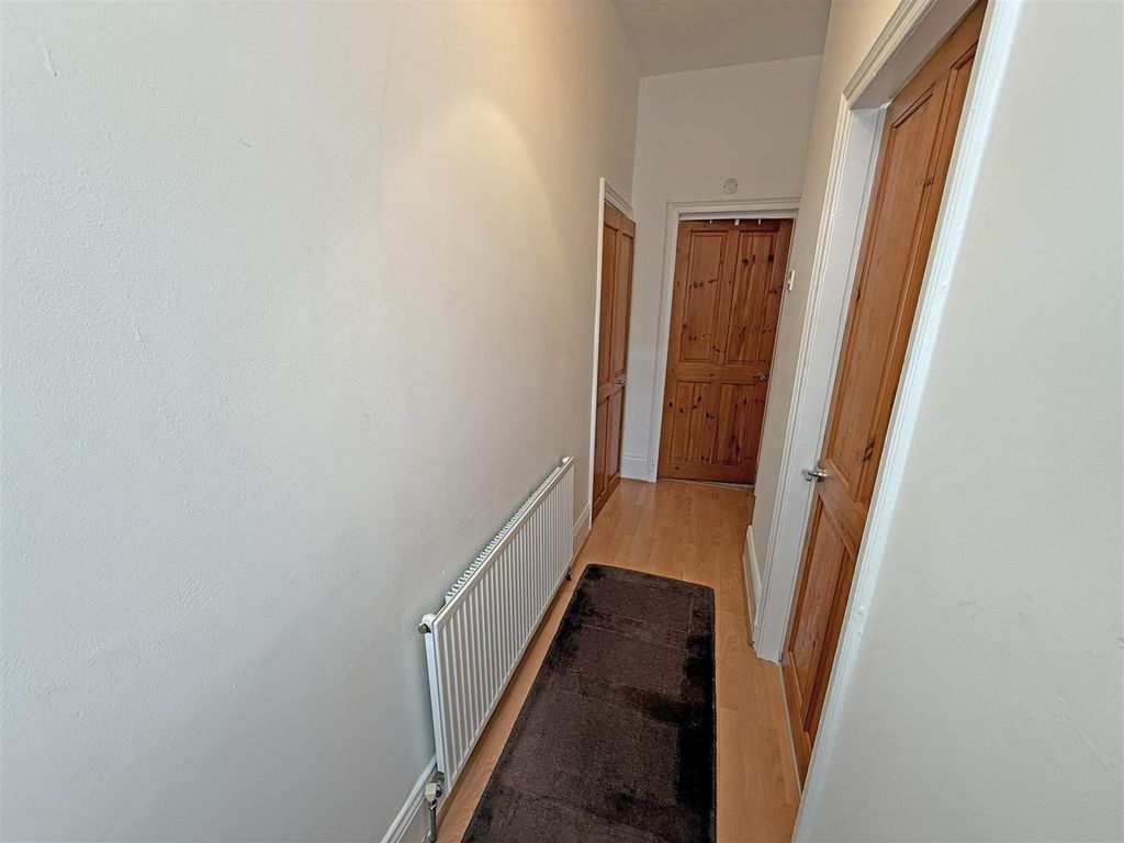 Property photo 2 of 10 Hall.Jpg