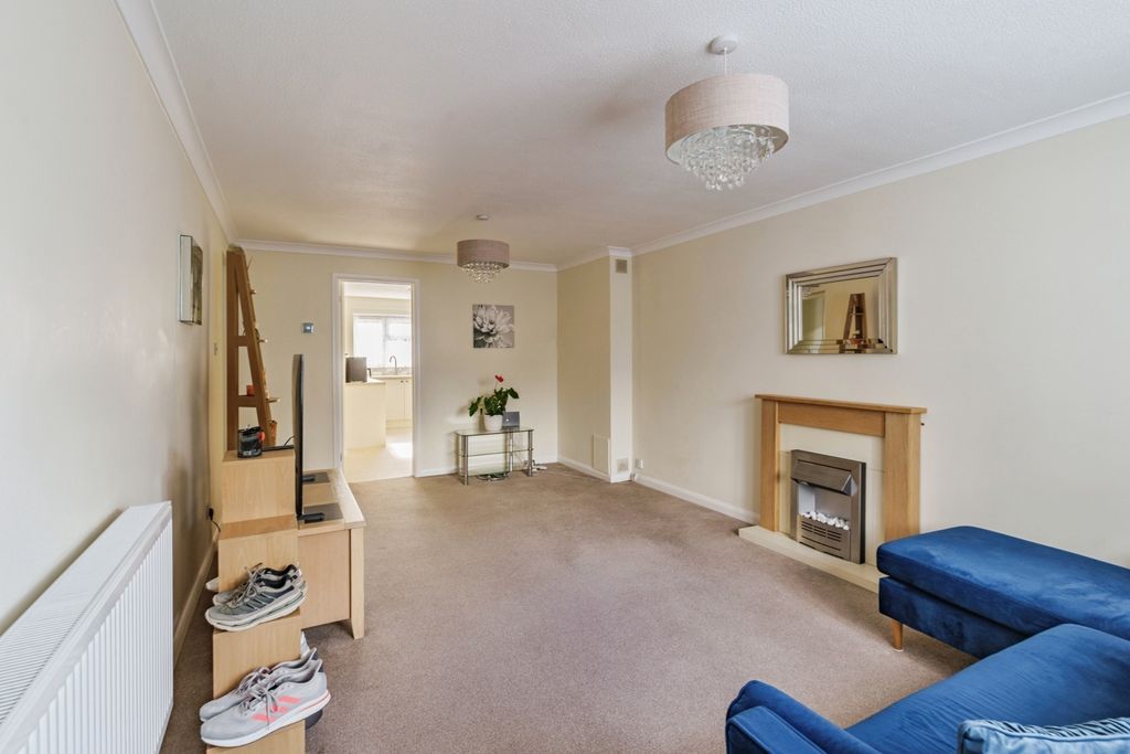 Property photo 3 of 11 Pbox-Img.Jpg