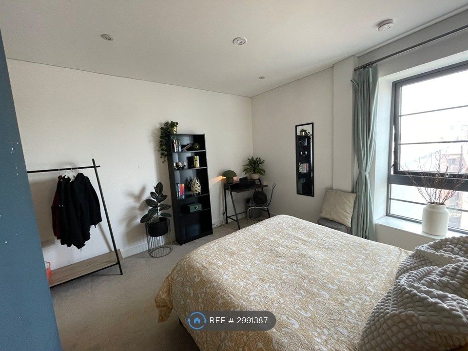 Property photo 2 of 7