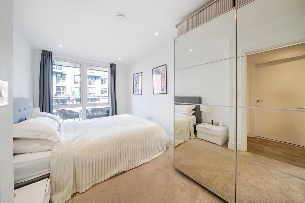 Property photo 3 of 11 Picture No. 16