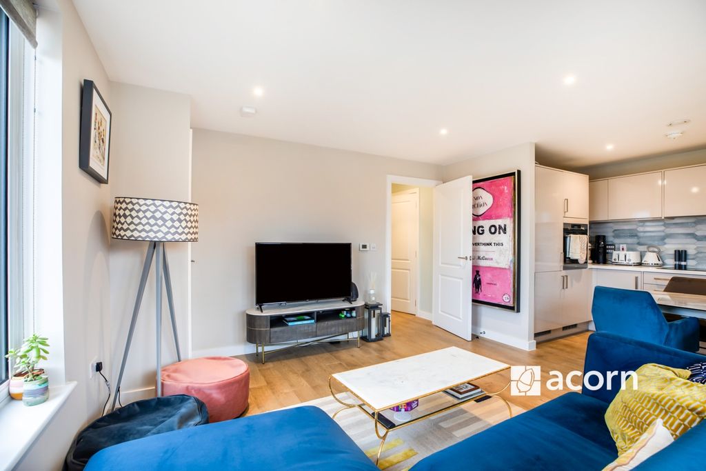Property photo 3 of 10 8A9Cde16-Bbbf-F01...