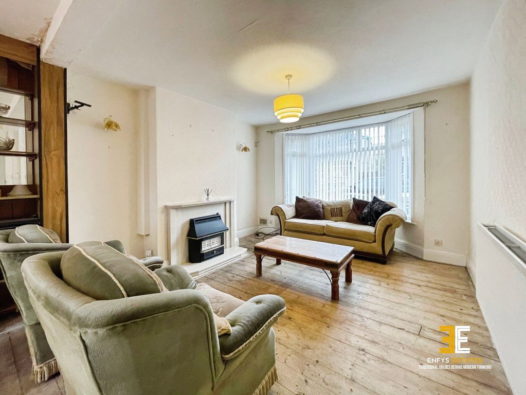 Property photo 2 of 22