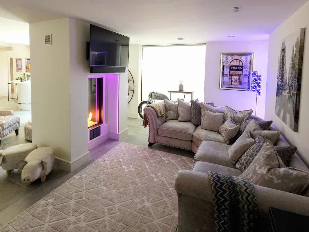 Property photo 3 of 30