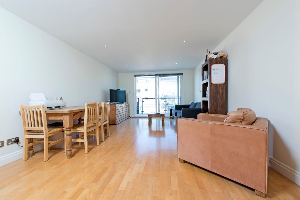 Property photo 2 of 12 Imported Image