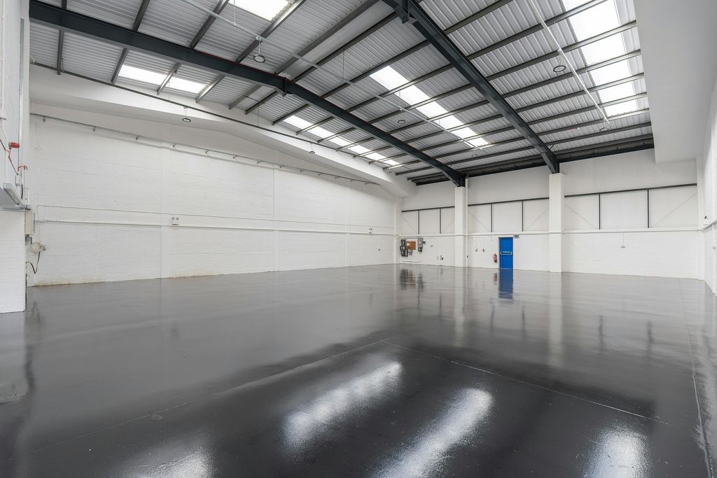 Property photo 3 of 10 Iw-190326-Ca-074.Jpg