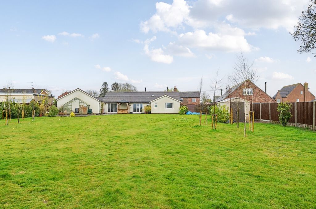 Property photo 1 of 23 1280361 (13)