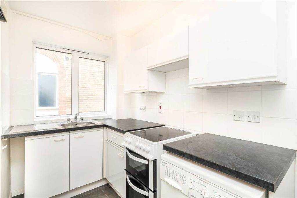 Property photo 3 of 4