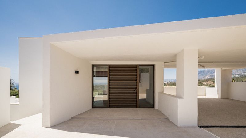 Property photo 3 of 24