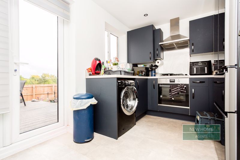 Property photo 2 of 14 Photo 9