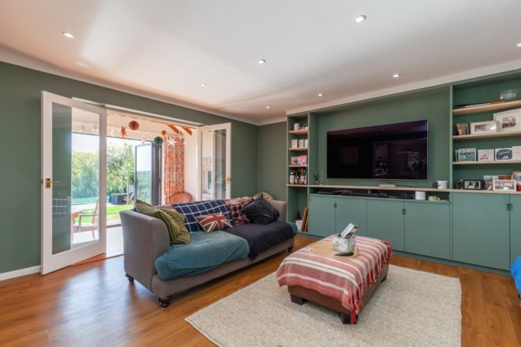 Property photo 3 of 11 266478-Std