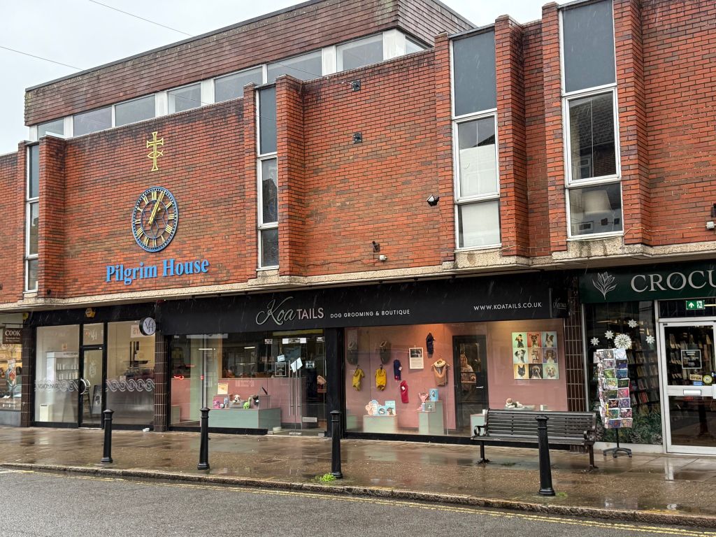 Property photo 2 of 6 Photo 3