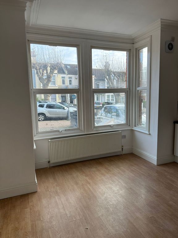Property photo 2 of 3