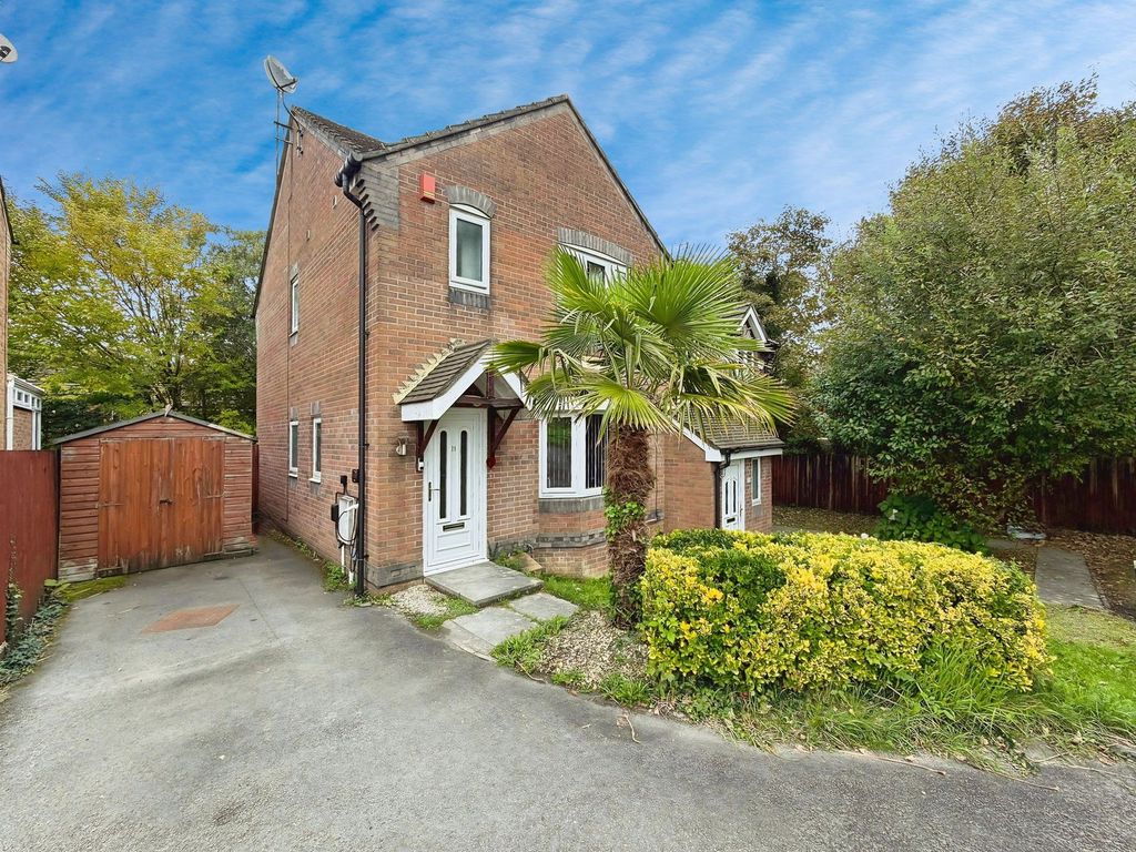 Property photo 2 of 25