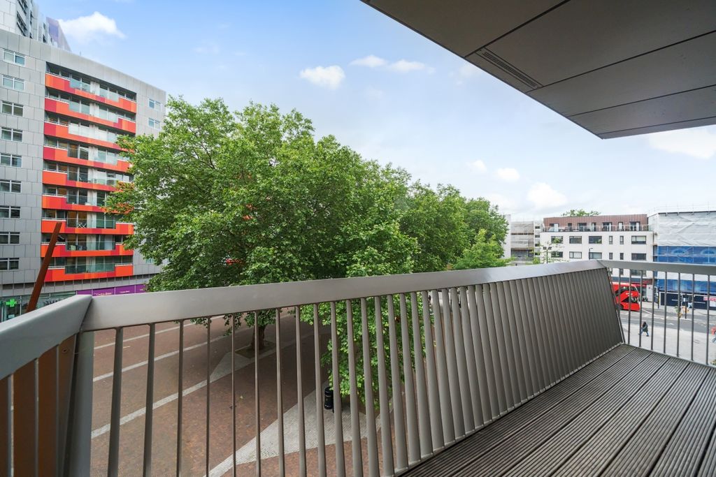 Property photo 3 of 14 Balcony