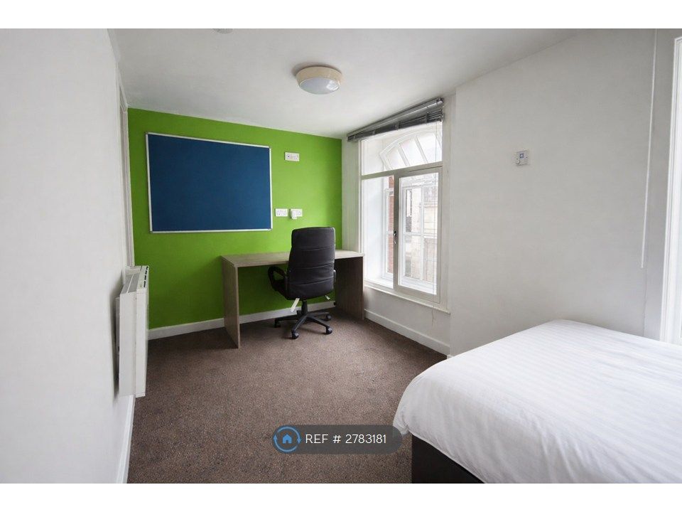 Property photo 3 of 8