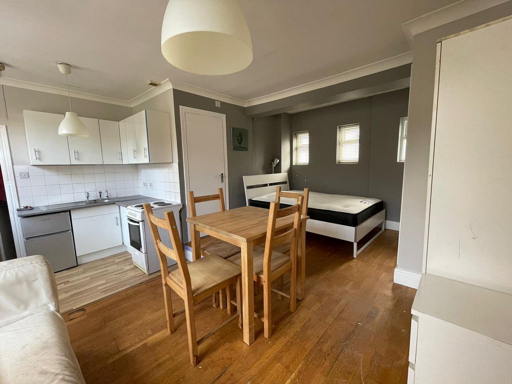 Property photo 3 of 4 Photo 3