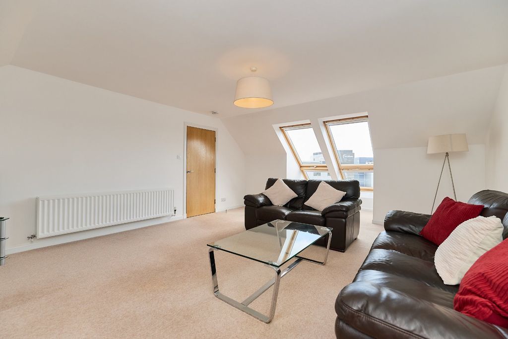 Property photo 3 of 13 Picture No. 17