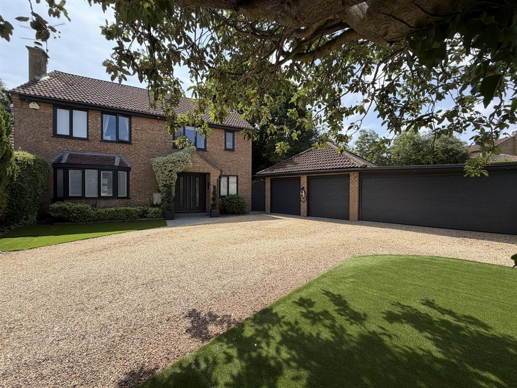 Property photo 1 of 26 New Shackleton .Jpeg