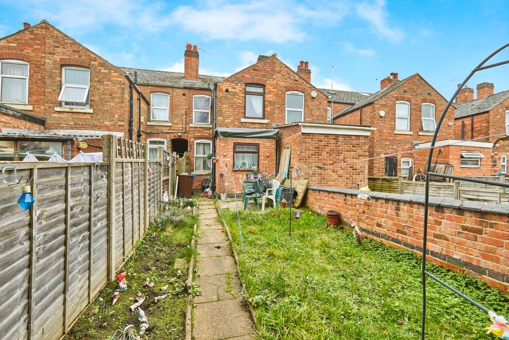 Property photo 2 of 7