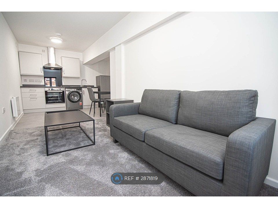 Property photo 3 of 12