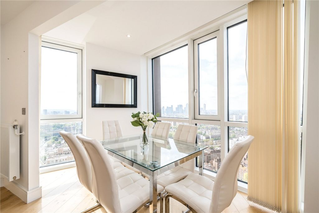 Property photo 2 of 11 Picture No. 25