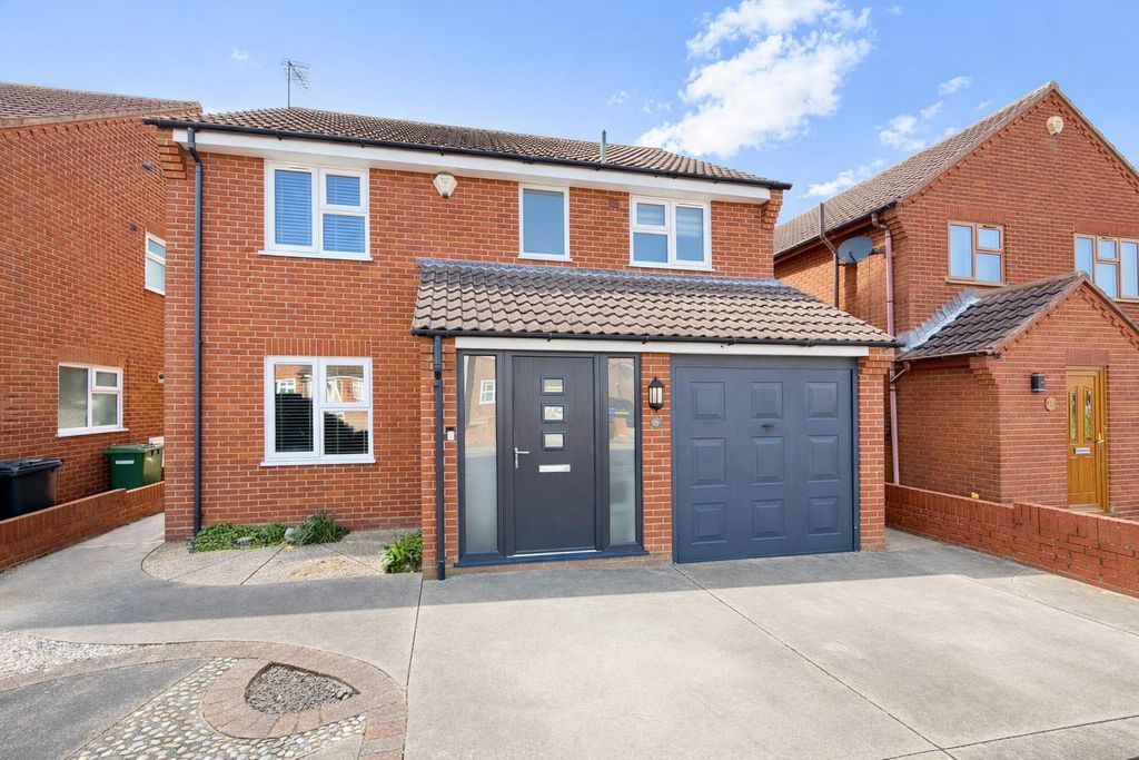 Property photo 1 of 20