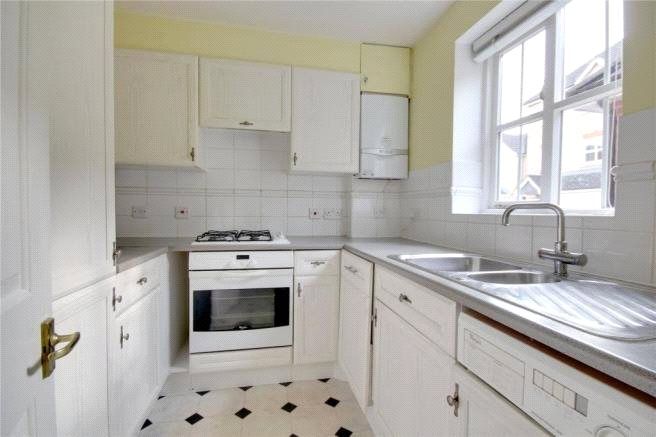 Property photo 2 of 7 Kitchen