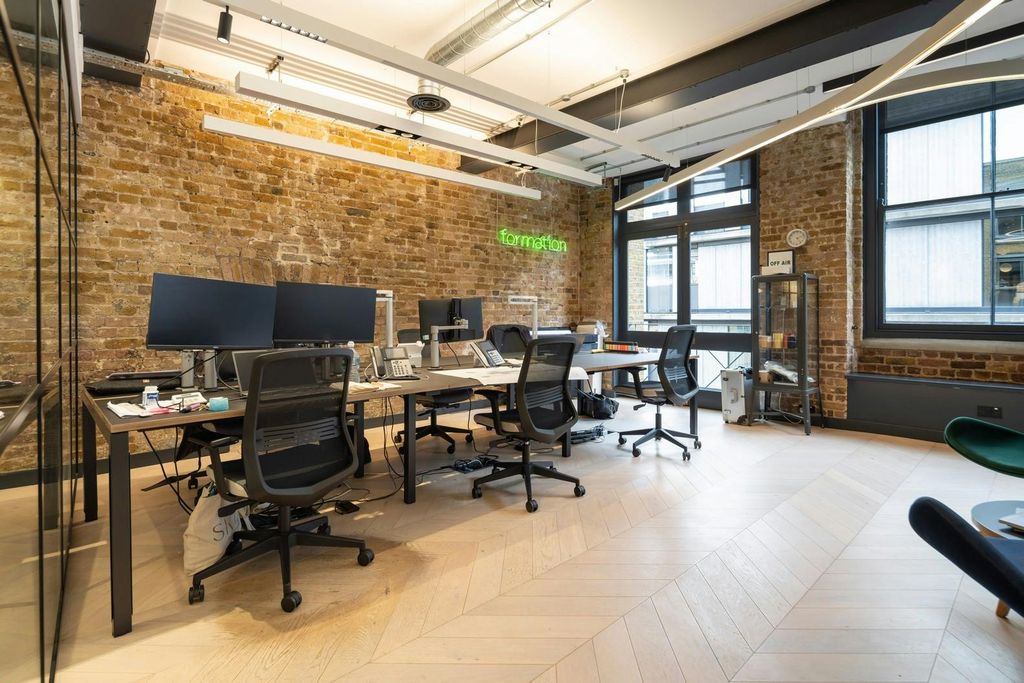 Property photo 1 of 15 Workspace