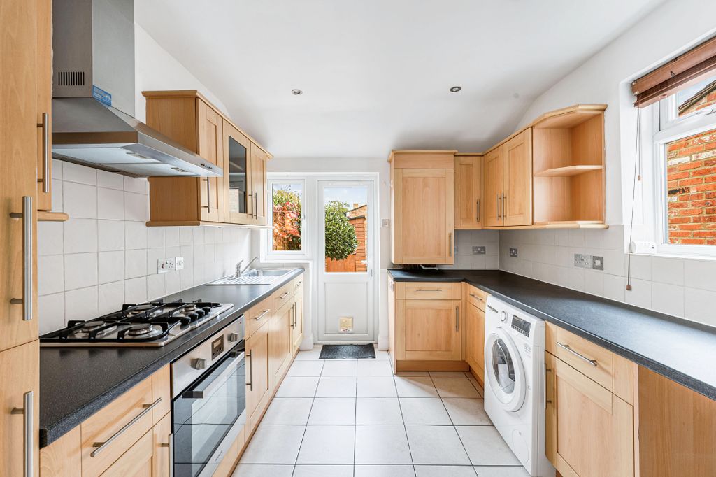 Property photo 2 of 15 Kitchen