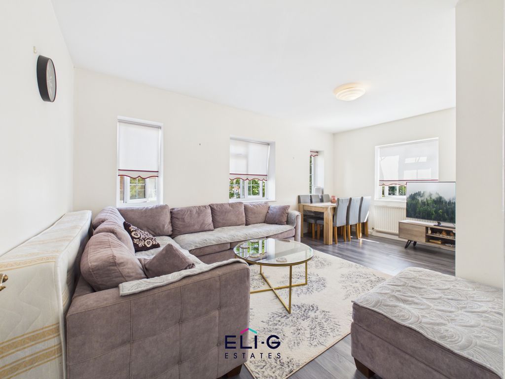 Property photo 2 of 10 Gallery