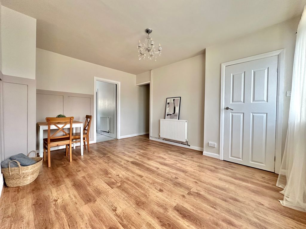 Property photo 2 of 12 Img_7291