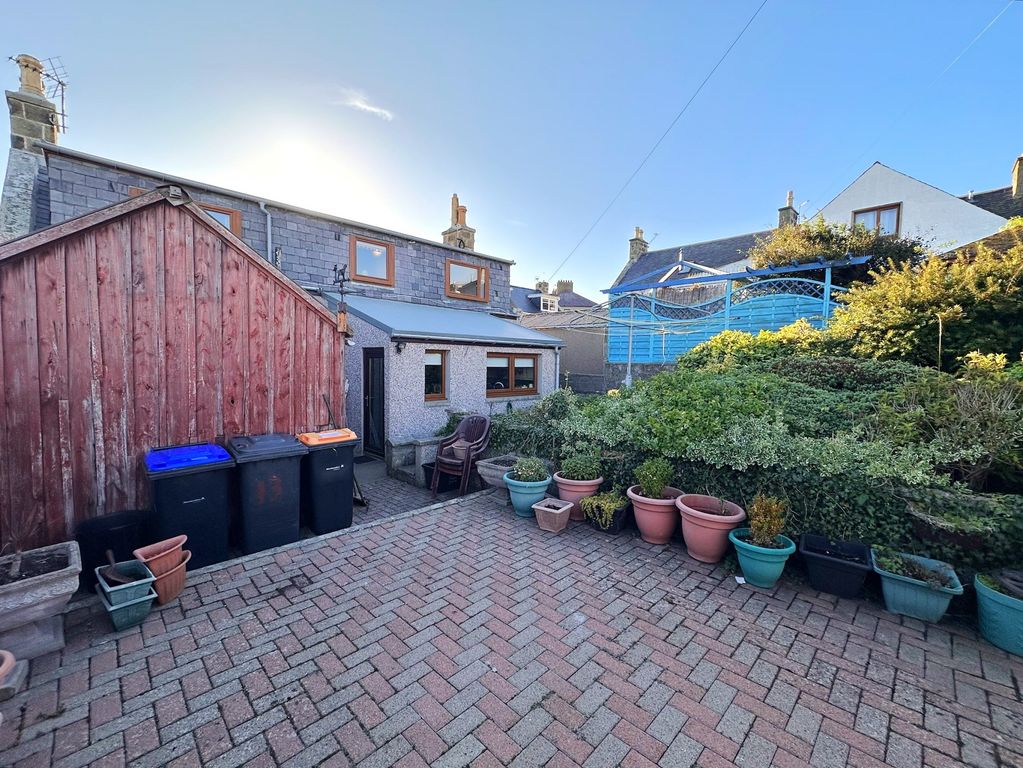 Property photo 2 of 14 Rear