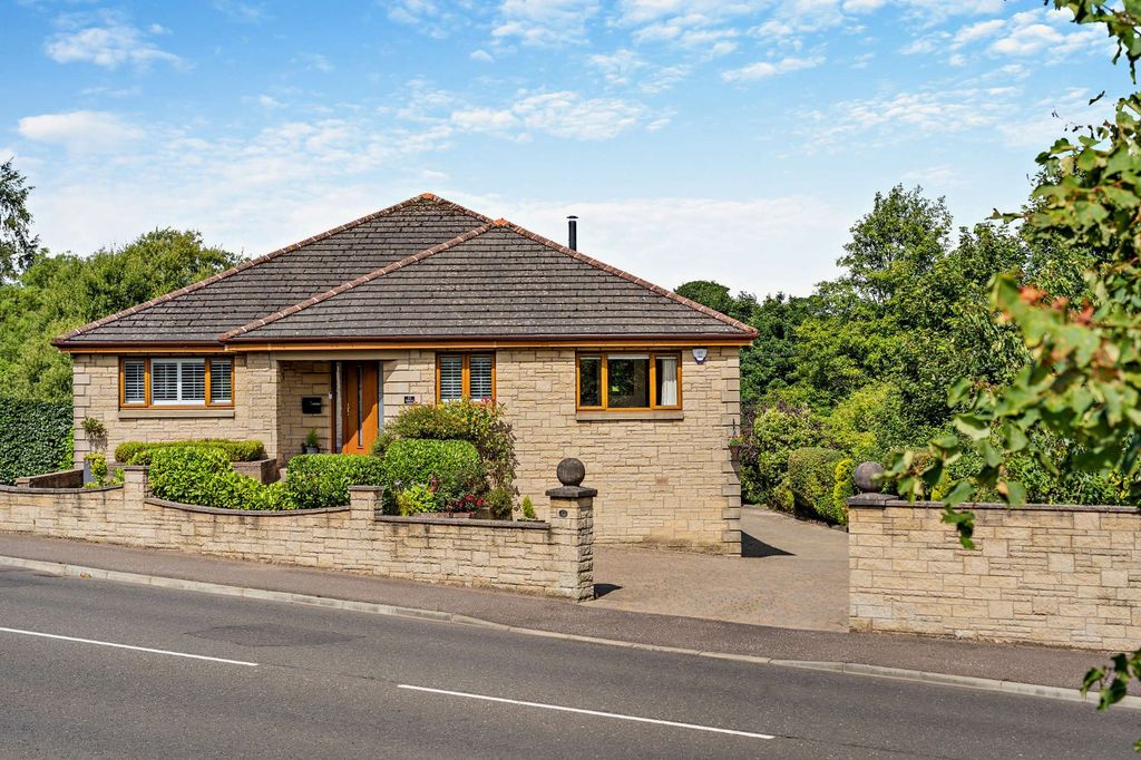 Property photo 1 of 49 Modern Style