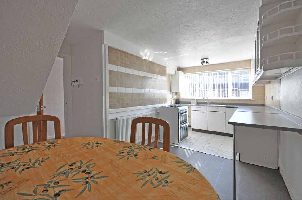 Property photo 3 of 18 Photo 3