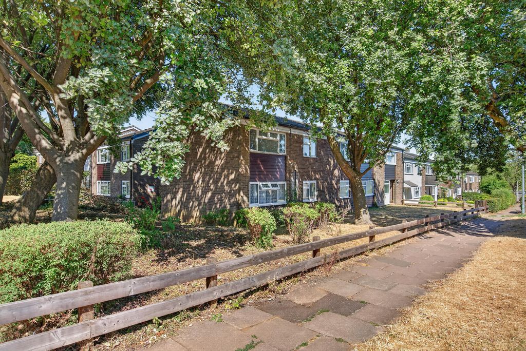 Property photo 1 of 13 Front (Exterior)
