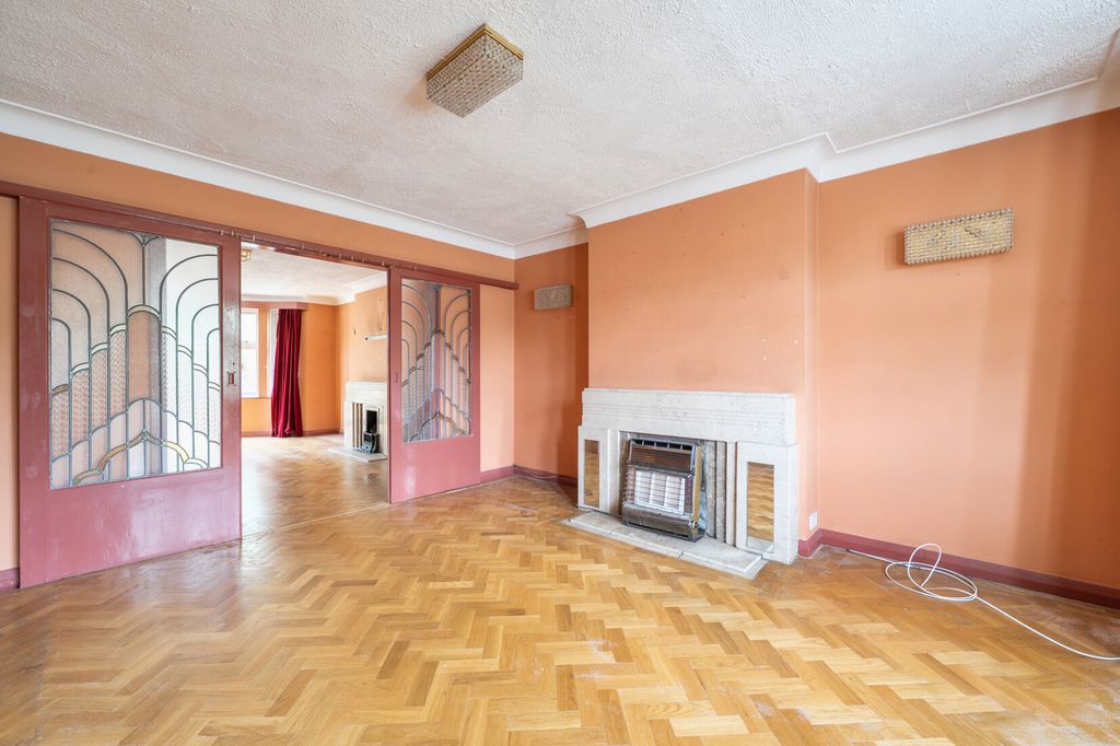Property photo 2 of 22 Reception Room