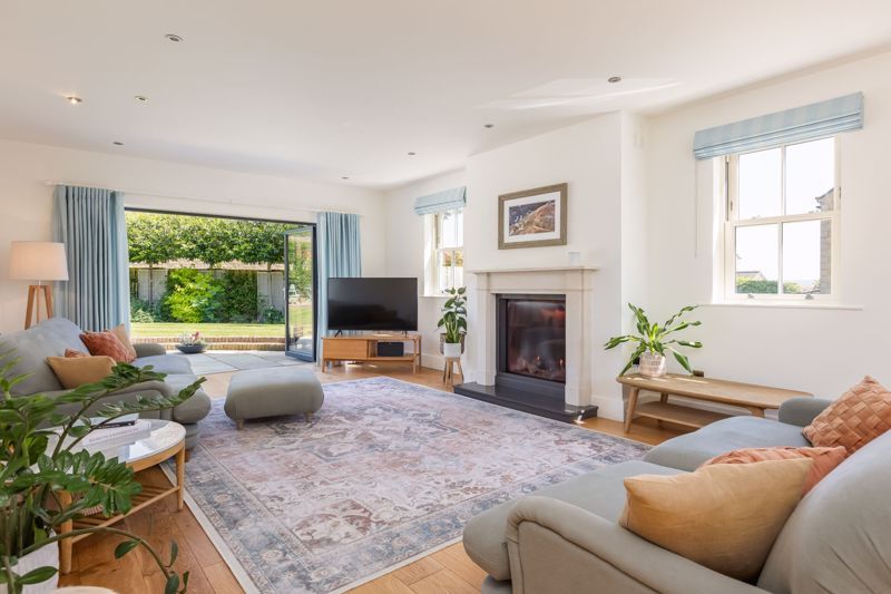 Property photo 3 of 33 Photo 40