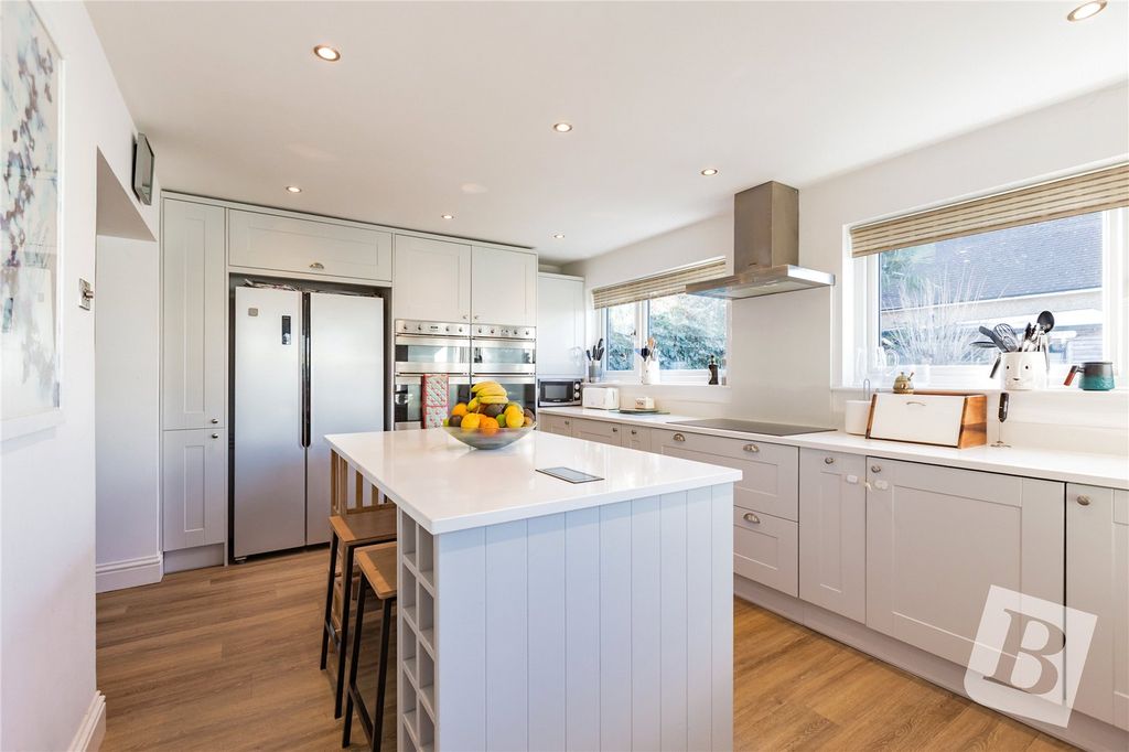 Property photo 2 of 15 Kitchen