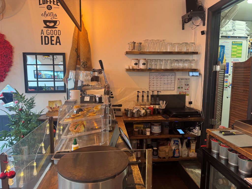 Property photo 2 of 6